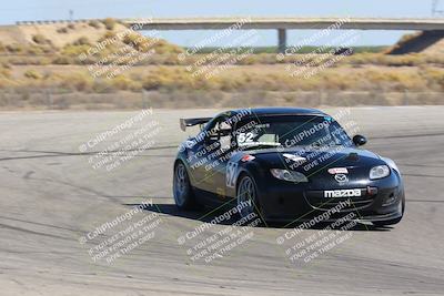 media/Sep-04-2022-CalClub SCCA (Sun) [[1ba13493be]]/Group 4/Off Ramp/